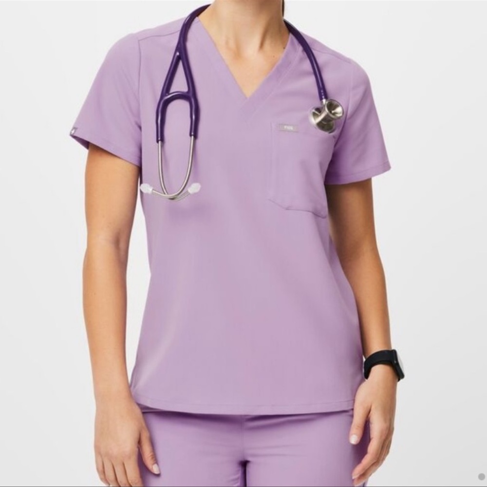 Lavender scrubs fig top
